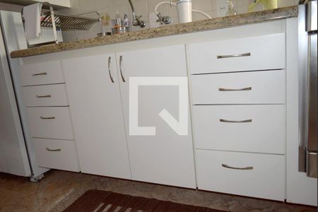 Apartamento à venda com 102m², 4 quartos e 2 vagasCozinha