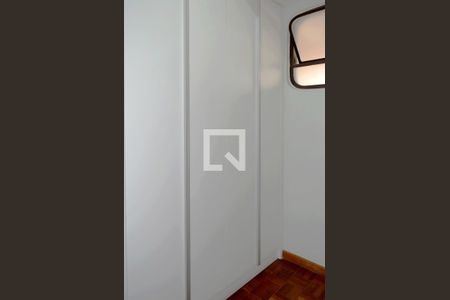 Apartamento à venda com 102m², 4 quartos e 2 vagasQuarto 3 reversível