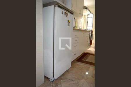 Apartamento à venda com 102m², 4 quartos e 2 vagasCozinha