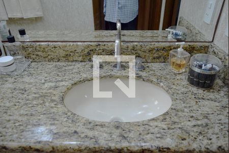 Apartamento à venda com 102m², 4 quartos e 2 vagasBanheiro Suíte