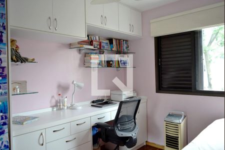 Apartamento à venda com 102m², 4 quartos e 2 vagasQuarto 1