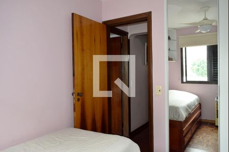Apartamento à venda com 102m², 4 quartos e 2 vagasQuarto 1
