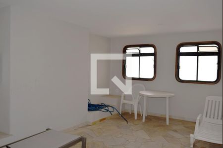 Apartamento à venda com 102m², 4 quartos e 2 vagasSala de descanso