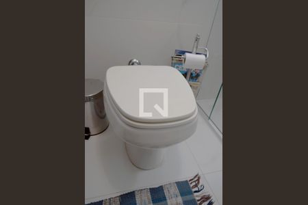 Apartamento à venda com 102m², 4 quartos e 2 vagasBanheiro dos quartos 1 e 2