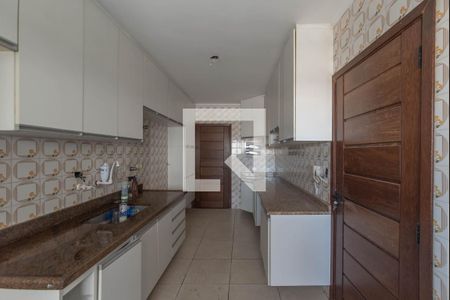 Apartamento à venda com 104m², 3 quartos e 2 vagasCozinha