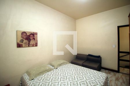 Casa à venda com 298m², 4 quartos e 2 vagasQuarto 2