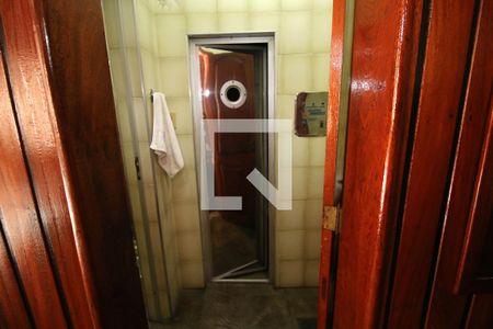 Casa à venda com 298m², 4 quartos e 2 vagasSauna