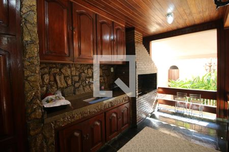 Casa à venda com 298m², 4 quartos e 2 vagasÁrea Gourmet e Churrasqueira