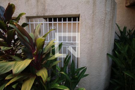 Casa à venda com 298m², 4 quartos e 2 vagasCanil