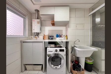 Apartamento à venda com 115m², 3 quartos e 2 vagasLavanderia