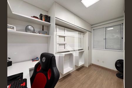 Apartamento à venda com 115m², 3 quartos e 2 vagasQuarto 2
