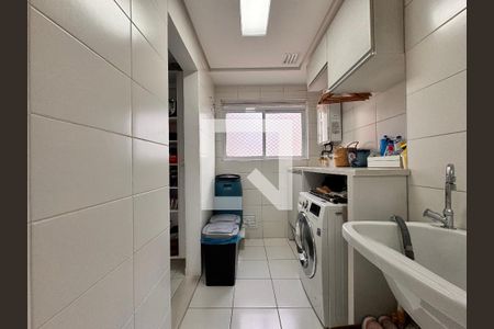 Apartamento à venda com 115m², 3 quartos e 2 vagasLavanderia