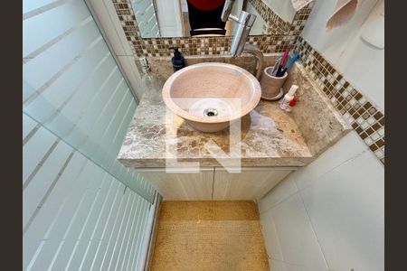 Apartamento à venda com 115m², 3 quartos e 2 vagasBanheiro da Suíte