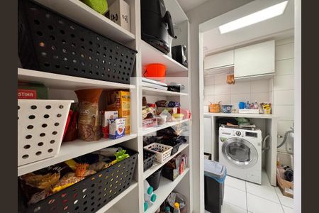 Apartamento à venda com 115m², 3 quartos e 2 vagasDespensa