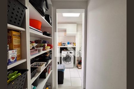 Apartamento à venda com 115m², 3 quartos e 2 vagasDespensa