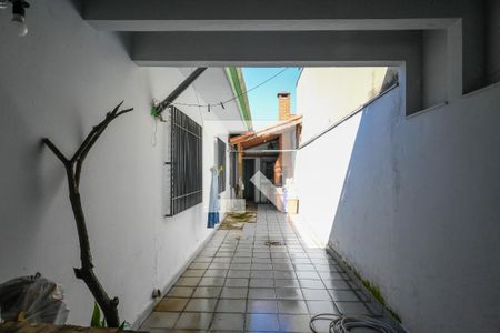 Casa à venda com 167m², 4 quartos e 4 vagas Casa à venda com 167m², 4 quartos e 4 vagasÁrea Externa
