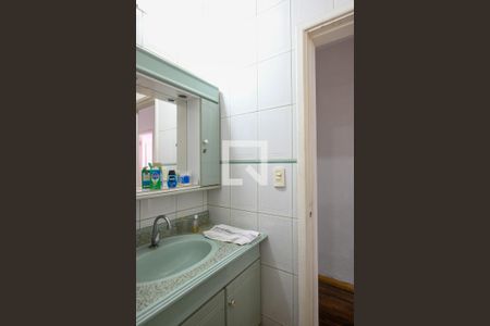 Casa à venda com 167m², 4 quartos e 4 vagas Casa à venda com 167m², 4 quartos e 4 vagasBanheiro 3