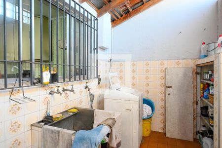 Casa à venda com 167m², 4 quartos e 4 vagas Casa à venda com 167m², 4 quartos e 4 vagasÁrea de Serviço