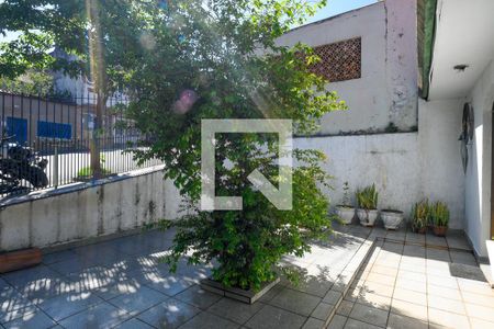 Casa à venda com 167m², 4 quartos e 4 vagas Casa à venda com 167m², 4 quartos e 4 vagasÁrea Externa