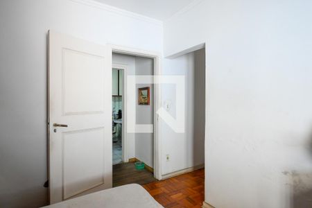 Casa à venda com 167m², 4 quartos e 4 vagas Casa à venda com 167m², 4 quartos e 4 vagasQuarto 4