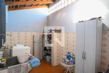 Casa à venda com 167m², 4 quartos e 4 vagas Casa à venda com 167m², 4 quartos e 4 vagasÁrea de Serviço