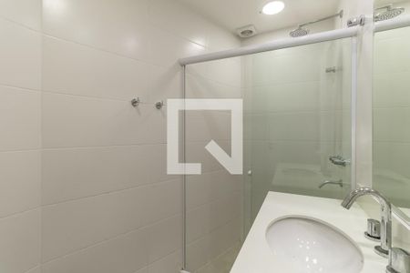 Casa de condomínio à venda com 290m², 4 quartos e 2 vagasBanheiro