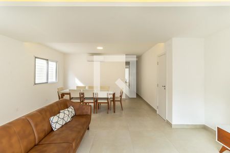 Casa de condomínio à venda com 290m², 4 quartos e 2 vagasSala