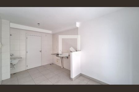 Sala/Cozinha/Área de Serviço de apartamento para alugar com 2 quartos, 34m² em Barra Funda, São Paulo
