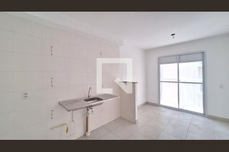 Sala/Cozinha/Área de Serviço de apartamento para alugar com 2 quartos, 34m² em Barra Funda, São Paulo