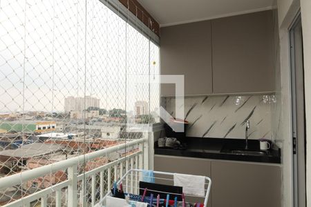 Apartamento à venda com 47m², 2 quartos e 1 vagaÁrea de Serviço e Sacada
