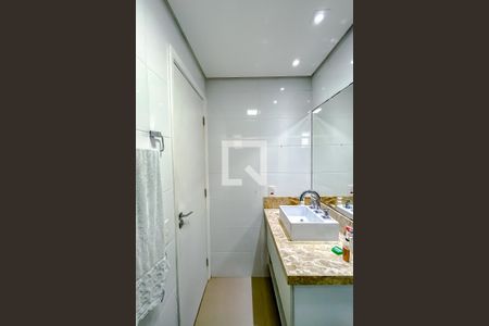 Apartamento à venda com 89m², 3 quartos e 2 vagasBanheiro da Suíte