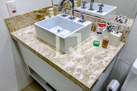 Apartamento à venda com 89m², 3 quartos e 2 vagasBanheiro da Suíte