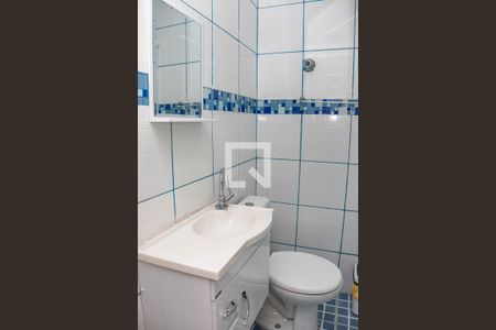 Casa à venda com 150m², 3 quartos e 1 vaga Casa à venda com 150m², 3 quartos e 1 vagaBanheiro