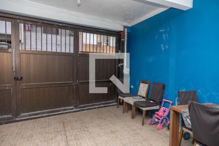 Casa à venda com 150m², 3 quartos e 1 vaga Casa à venda com 150m², 3 quartos e 1 vagaGaragem