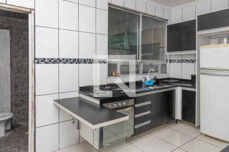 Casa à venda com 150m², 3 quartos e 1 vaga Casa à venda com 150m², 3 quartos e 1 vagaCozinha