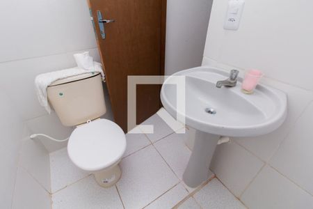 Casa para alugar com 52m², 2 quartos e sem vagaBanheiro 1