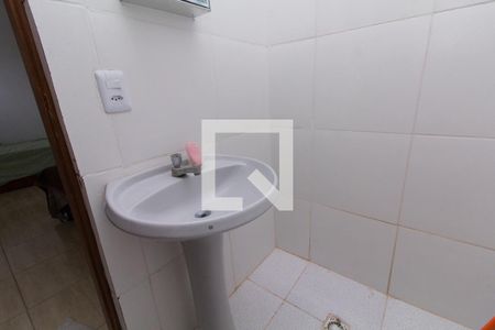 Casa para alugar com 52m², 2 quartos e sem vagaBanheiro 1