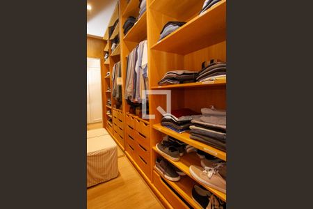 Apartamento para alugar com 278m², 4 quartos e 4 vagasCloset da suíte