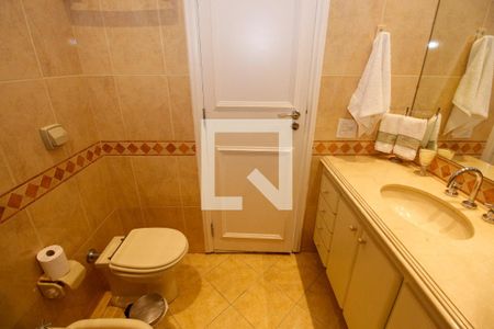 Apartamento para alugar com 278m², 4 quartos e 4 vagasBanheiro da Suíte 4