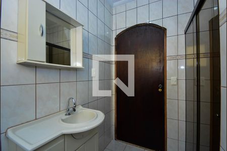 Casa à venda com 165m², 3 quartos e 2 vagas Casa à venda com 165m², 3 quartos e 2 vagasBanheiro da Suíte