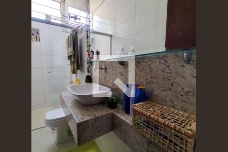 Casa à venda com 720m², 3 quartos e 16 vagas Casa à venda com 720m², 3 quartos e 16 vagasBanheiro Quarto 3