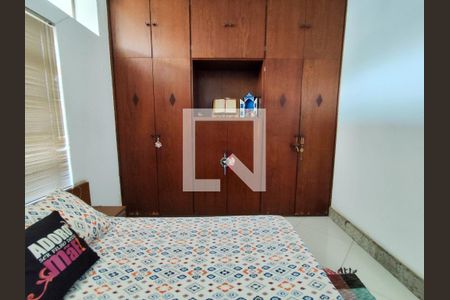 Casa à venda com 720m², 3 quartos e 16 vagas Casa à venda com 720m², 3 quartos e 16 vagasQuarto 3