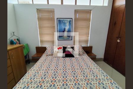 Casa à venda com 720m², 3 quartos e 16 vagas Casa à venda com 720m², 3 quartos e 16 vagasQuarto 3