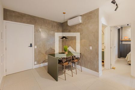 Apartamento à venda com 66m², 2 quartos e 1 vagaSala