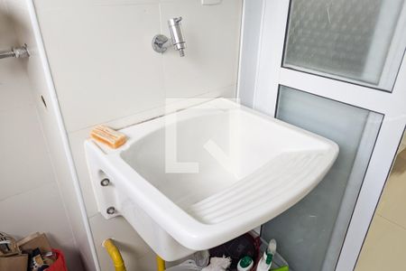 Apartamento para alugar com 69m², 2 quartos e 1 vagaÁrea de serviço
