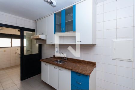 Apartamento à venda com 91m², 3 quartos e 2 vagasCozinha