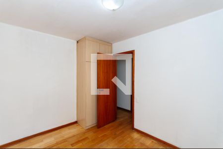 Apartamento à venda com 91m², 3 quartos e 2 vagasQuarto 2