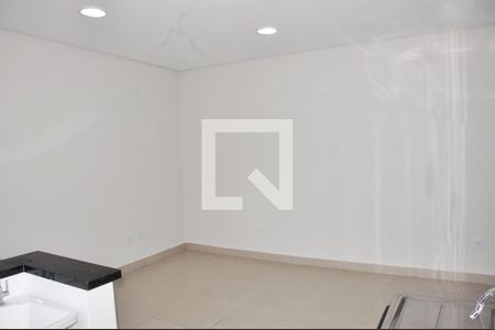 Casa para alugar com 55m², 1 quarto e sem vaga Casa para alugar com 55m², 1 quarto e sem vagaDetalhe - Sala, Cozinha e Área de Serviço