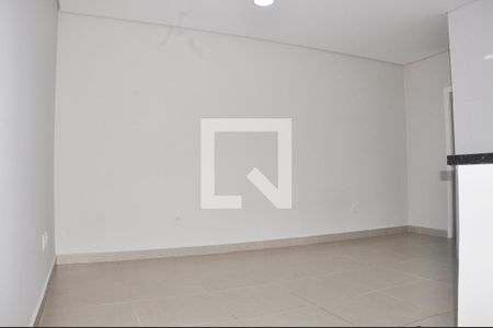 Casa para alugar com 55m², 1 quarto e sem vaga Casa para alugar com 55m², 1 quarto e sem vagaDetalhe - Sala, Cozinha e Área de Serviço