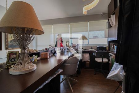 Apartamento à venda com 115m², 2 quartos e 2 vagasQuarto